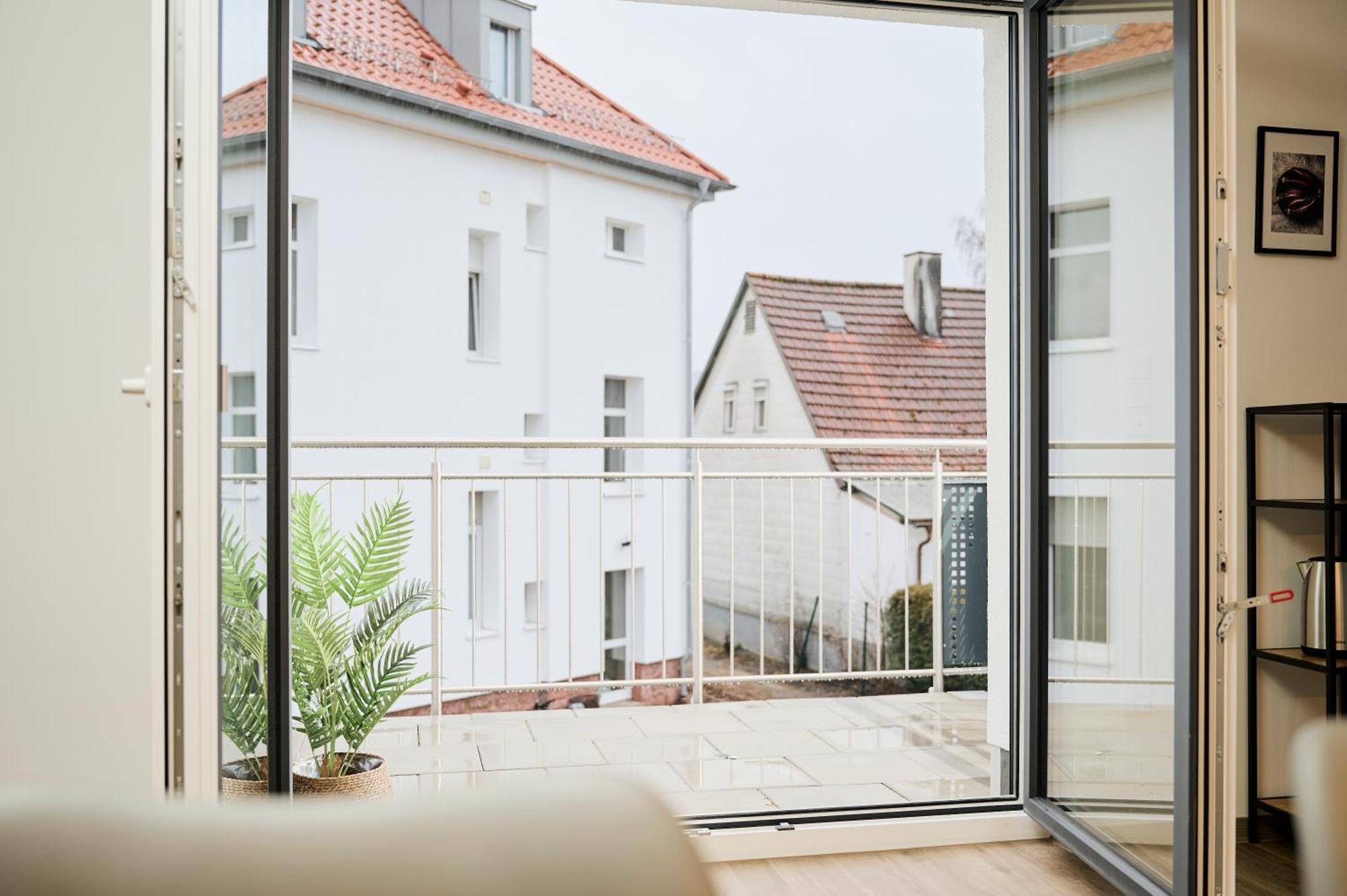 Moderne Apartments Mit Highspeed-Wlan Und Gratis-Tiefgarage Ihr Perfekter Rueckzugsort Nahe Dem Zentrum Und Der Therme I Barrierearm Bad Kissingen Dış mekan fotoğraf
