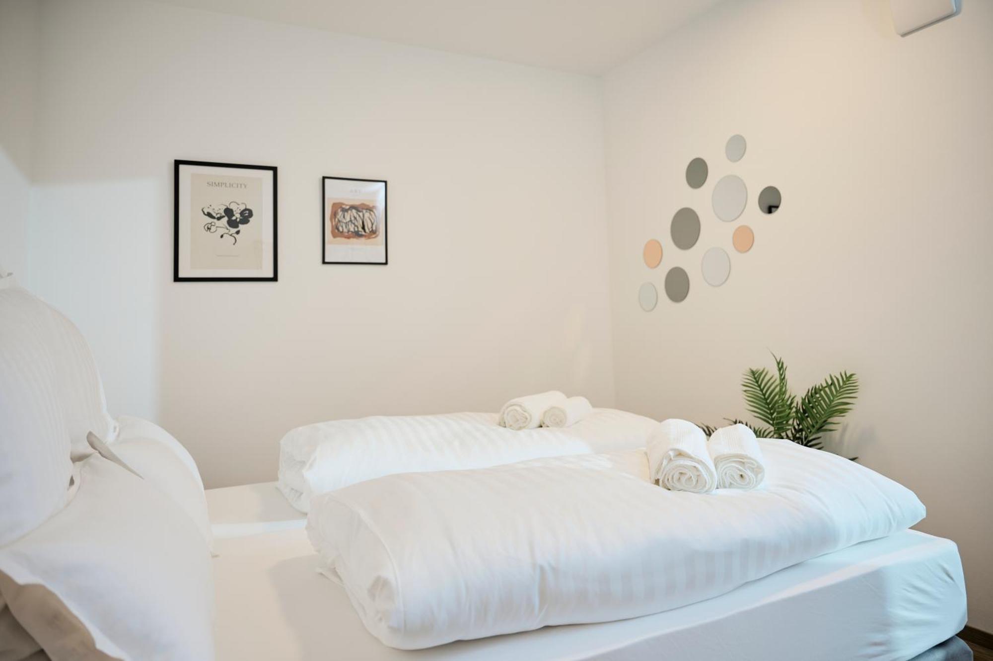 Moderne Apartments Mit Highspeed-Wlan Und Gratis-Tiefgarage Ihr Perfekter Rueckzugsort Nahe Dem Zentrum Und Der Therme I Barrierearm Bad Kissingen Dış mekan fotoğraf