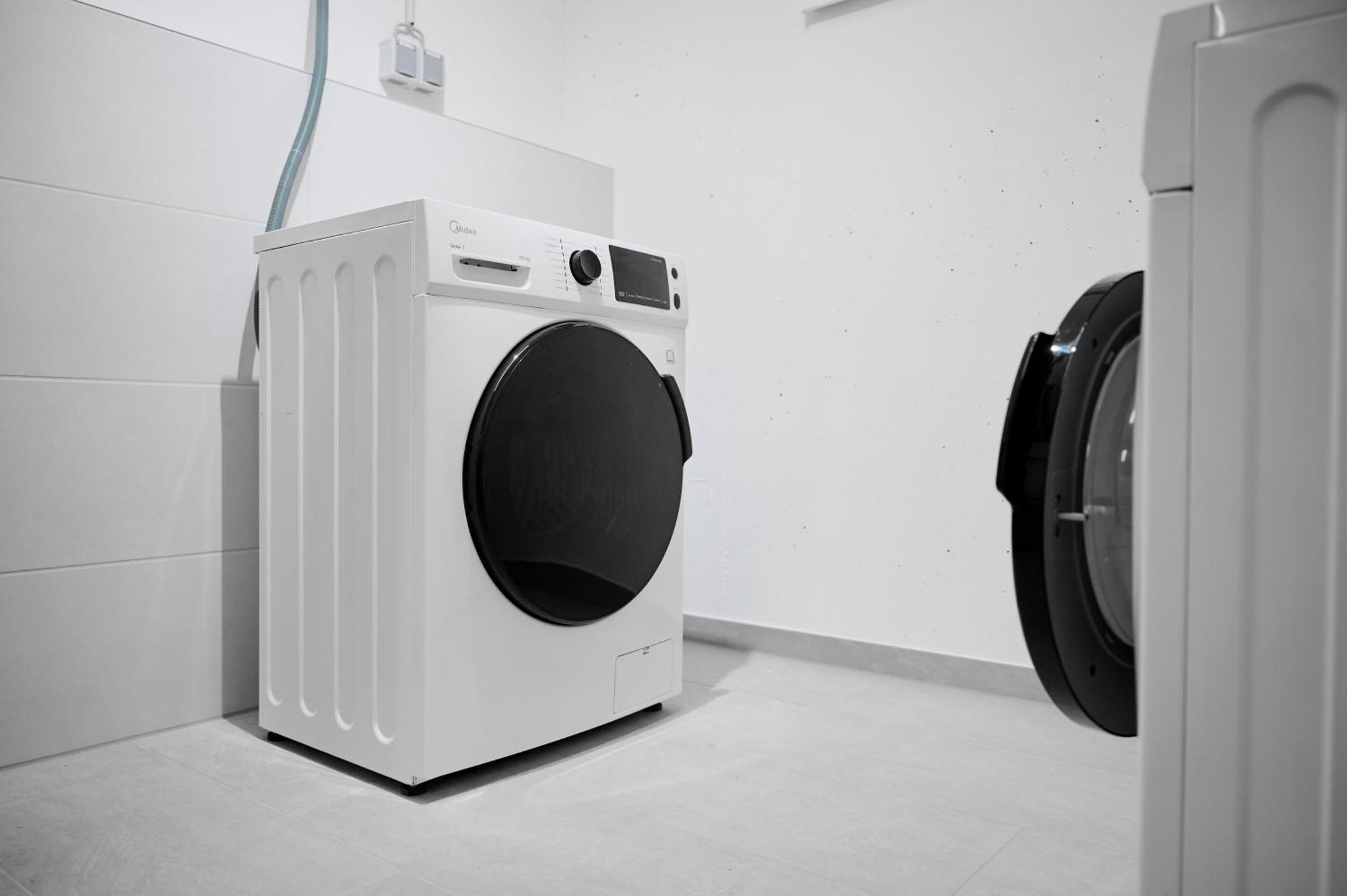 Moderne Apartments Mit Highspeed-Wlan Und Gratis-Tiefgarage Ihr Perfekter Rueckzugsort Nahe Dem Zentrum Und Der Therme I Barrierearm Bad Kissingen Dış mekan fotoğraf