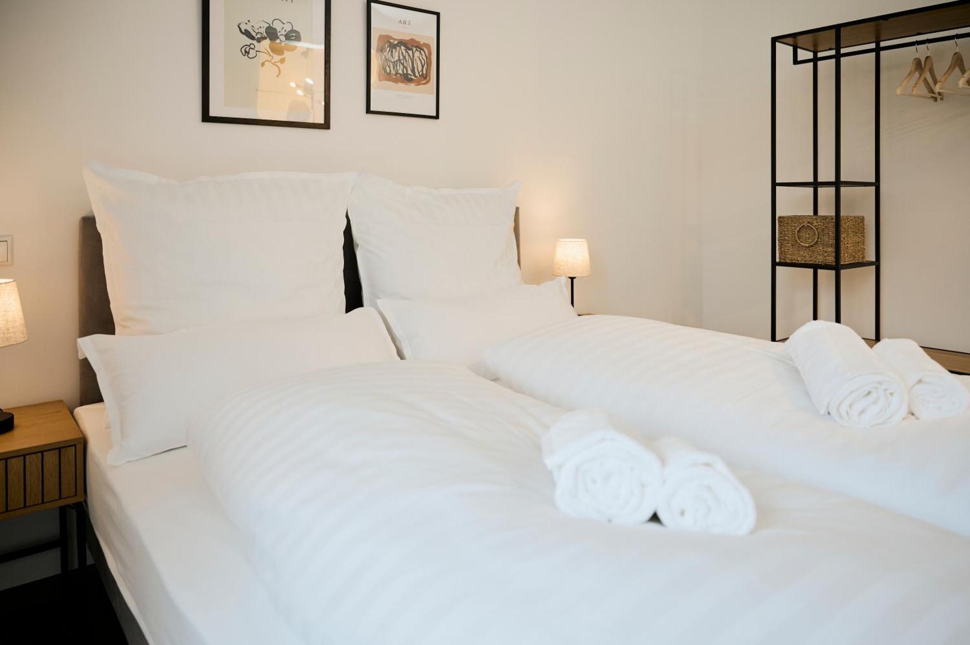 Moderne Apartments Mit Highspeed-Wlan Und Gratis-Tiefgarage Ihr Perfekter Rueckzugsort Nahe Dem Zentrum Und Der Therme I Barrierearm Bad Kissingen Dış mekan fotoğraf